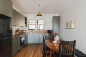 Modern 3-Bed Coastal Escape, Burnie